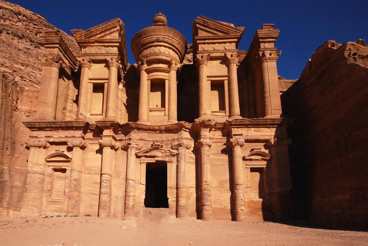 Little Petra Heritage Village Вади Муса Экстерьер фото
